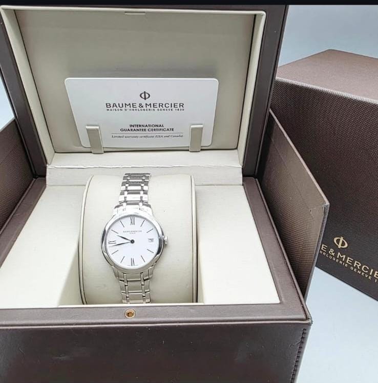 Baume & Mercier Reloj Baume & Mercier Classima para dama de 31mm