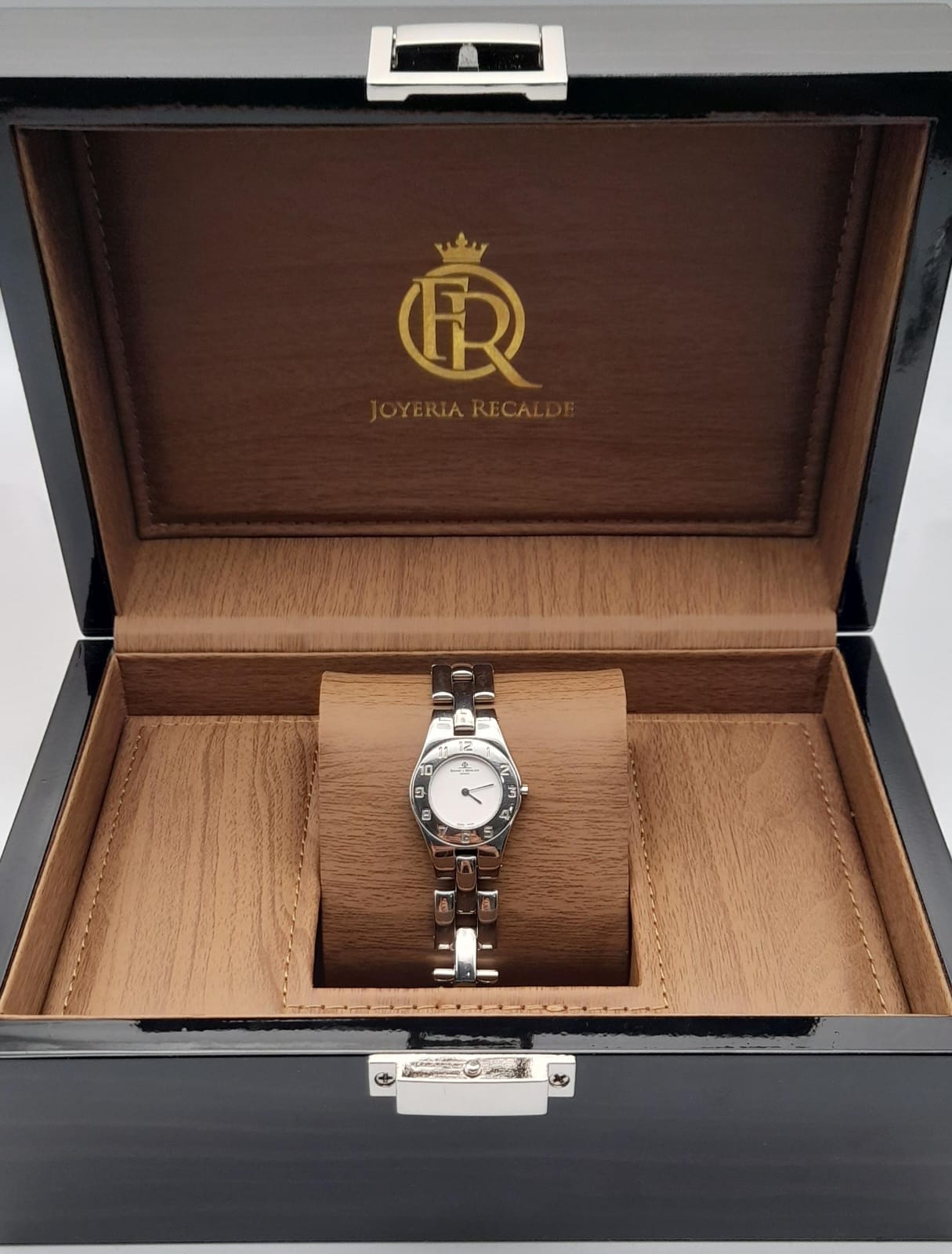 Baume & Mercier Reloj Baume & Mercier esfera blanca, 24mm
