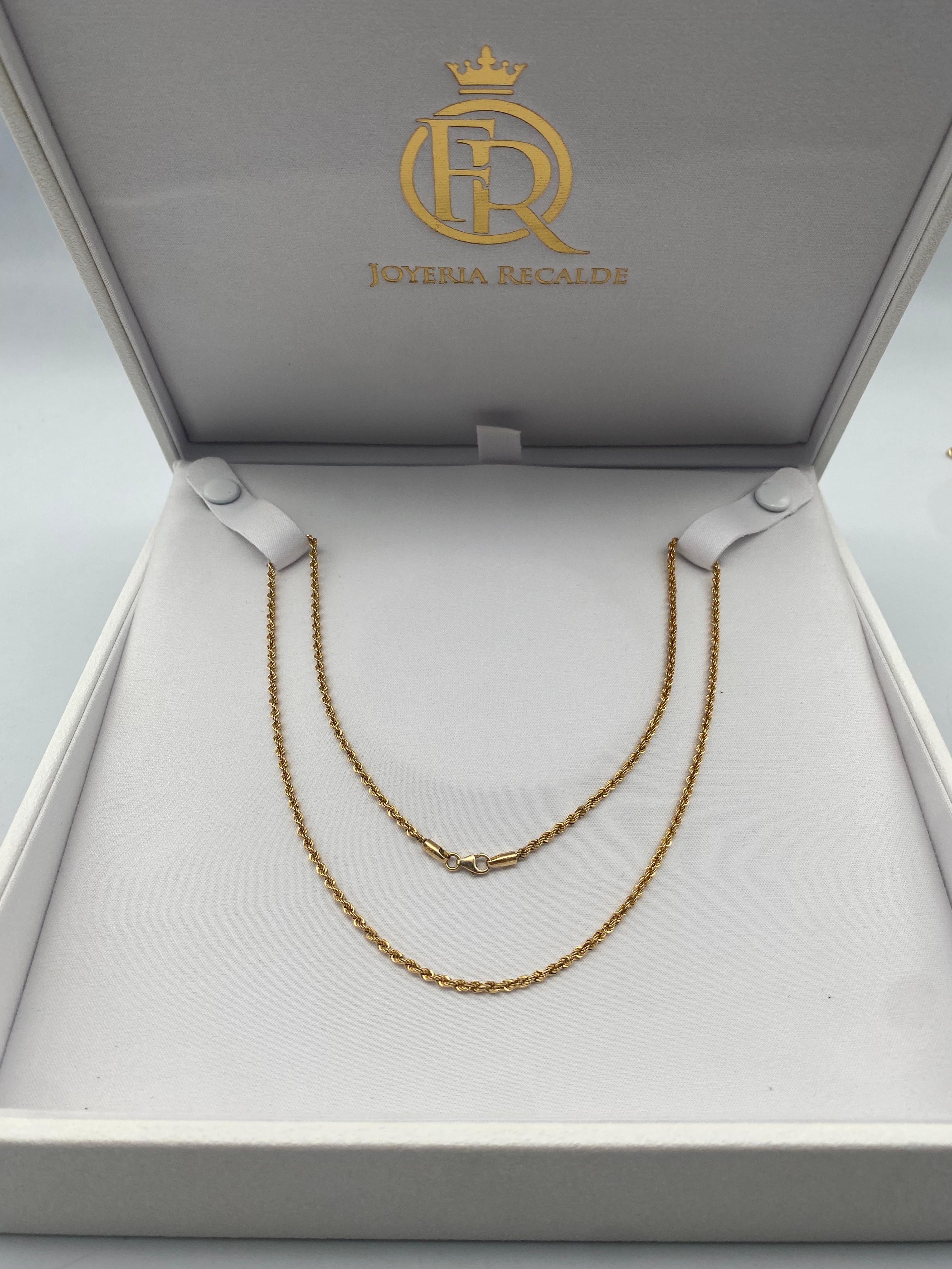 Cadena en oro amarillo
