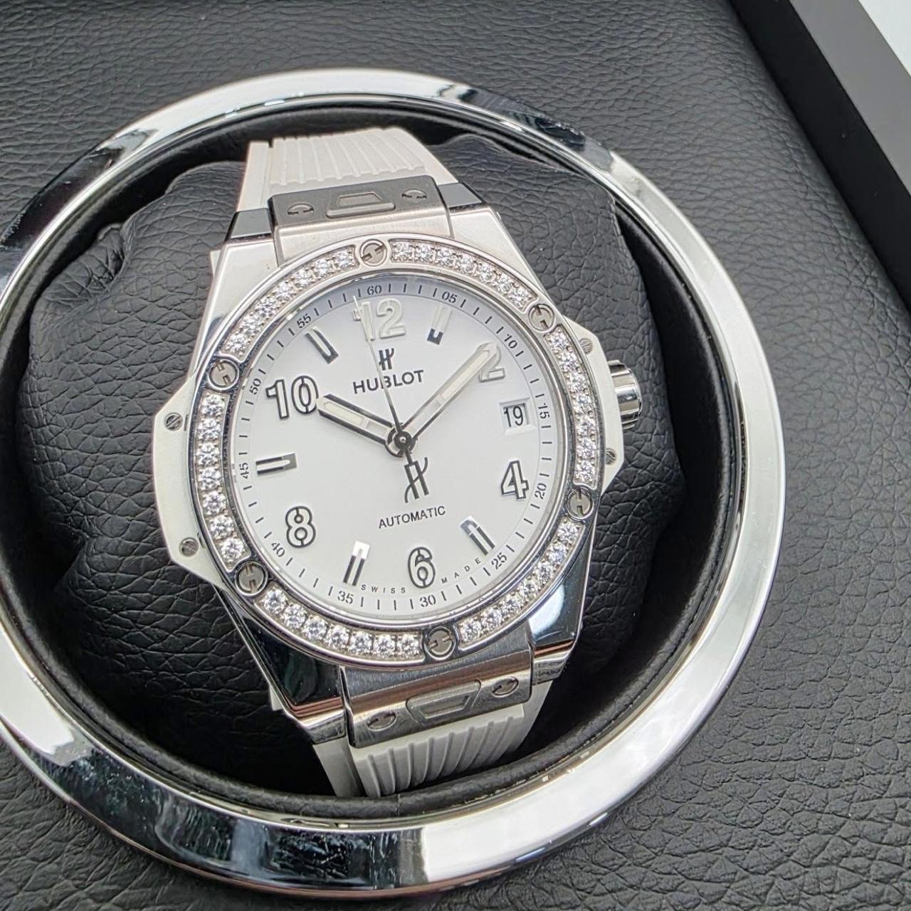 Hublot  modelo “Big Bang Único”